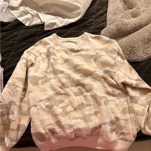 Aerie Women’s Camo Crewneck - Beige and Cream